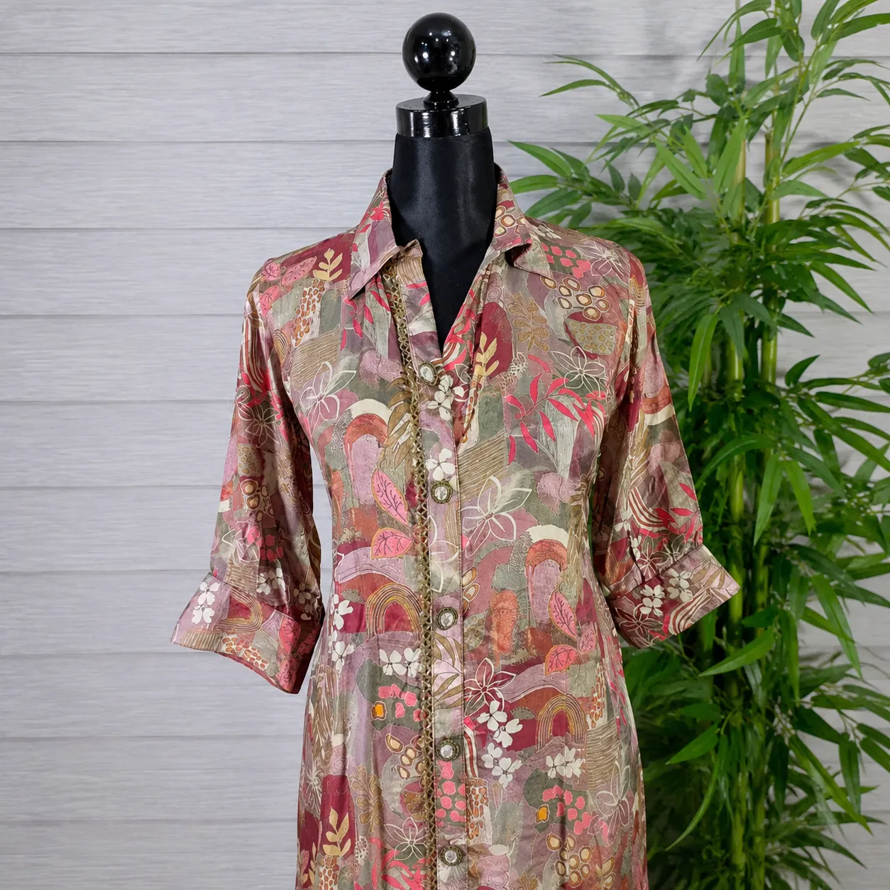 Floral Printed Long Kurti with Beige Straight Pants